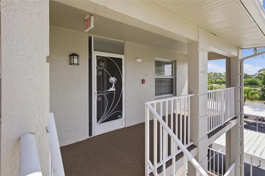 9320 Clubside Circle S Sarasota FL 34238