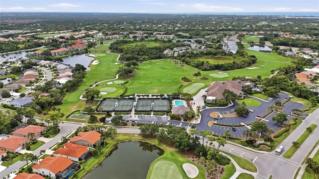 9320 Clubside Circle S Sarasota FL 34238