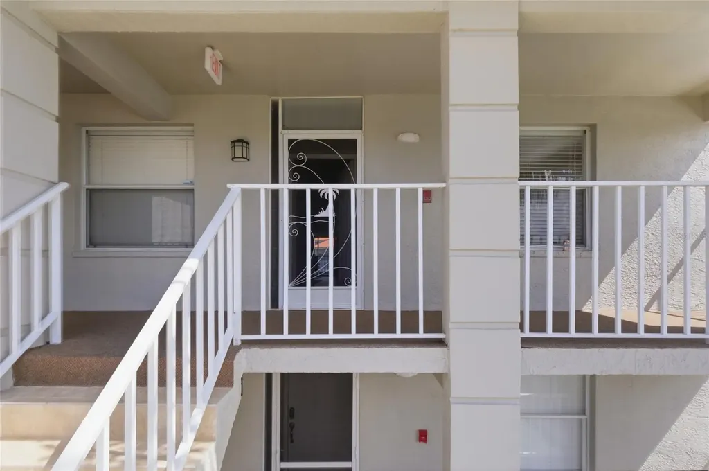 9320 Clubside Circle S Sarasota FL 34238
