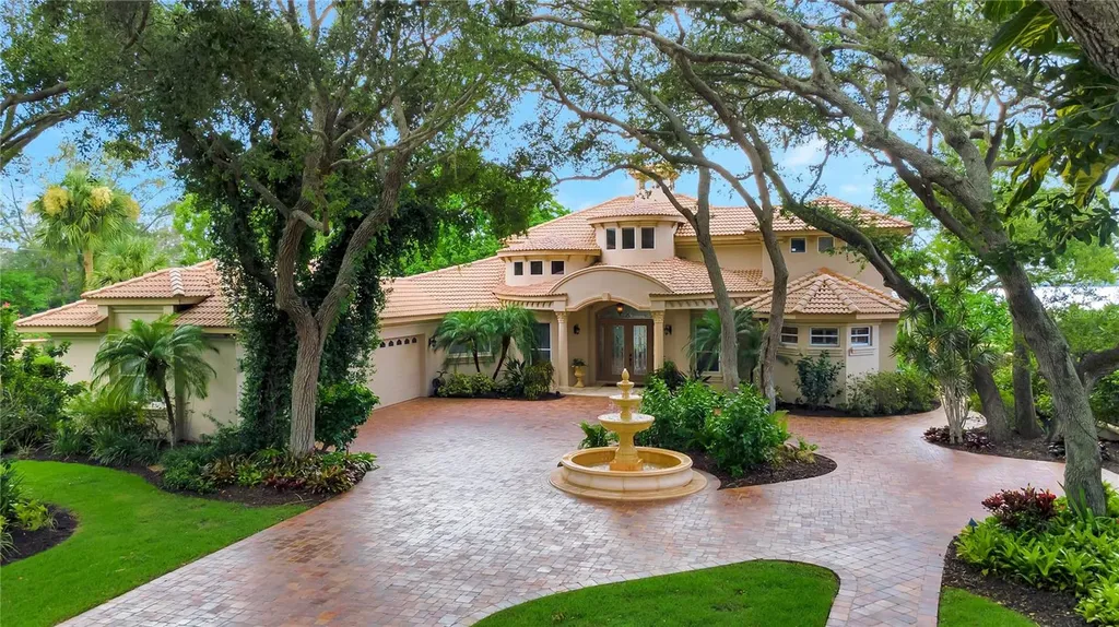416 81st Street W Bradenton FL 34209