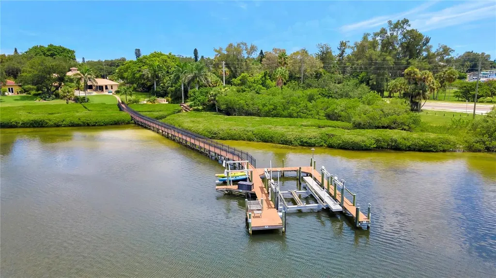 416 81st Street W Bradenton FL 34209