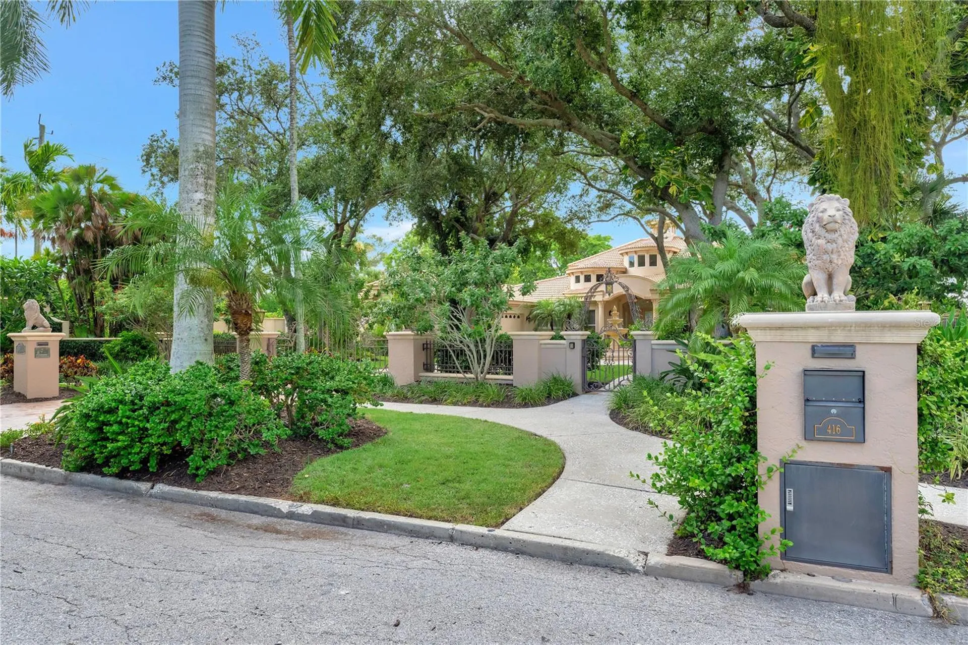416 81st Street W Bradenton FL 34209