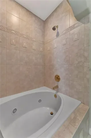 416 81st Street W Bradenton FL 34209