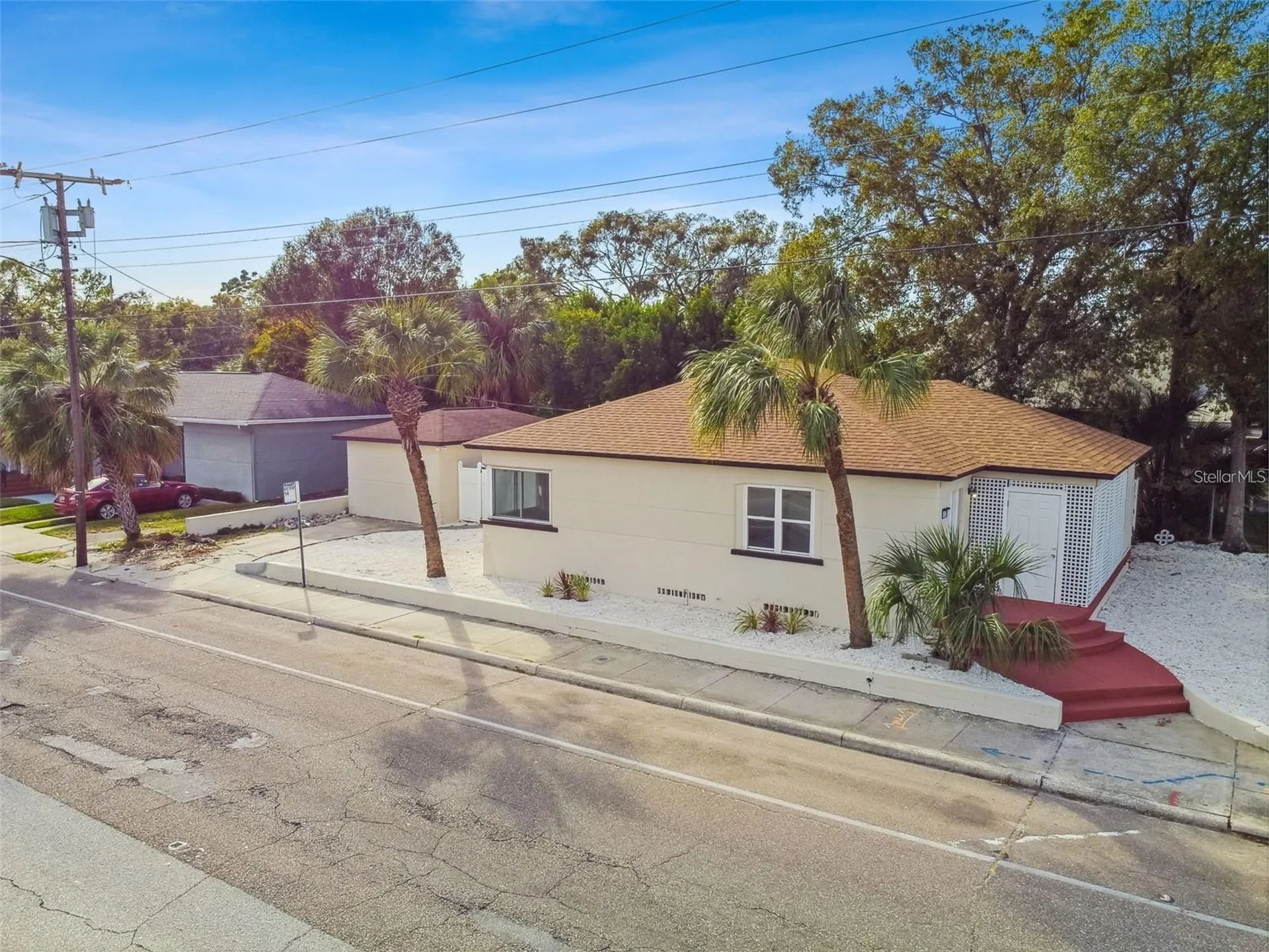 2402 W Cypress Street Tampa FL 33609