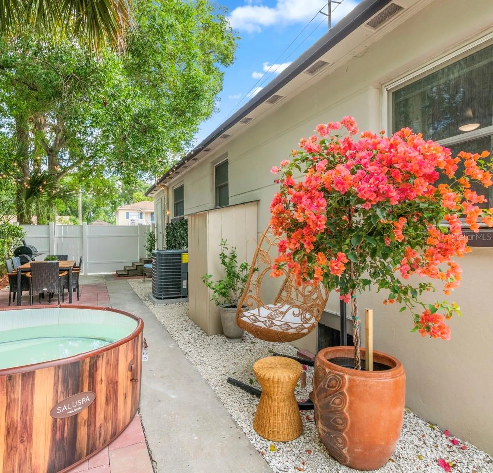 2402 W Cypress Street Tampa FL 33609