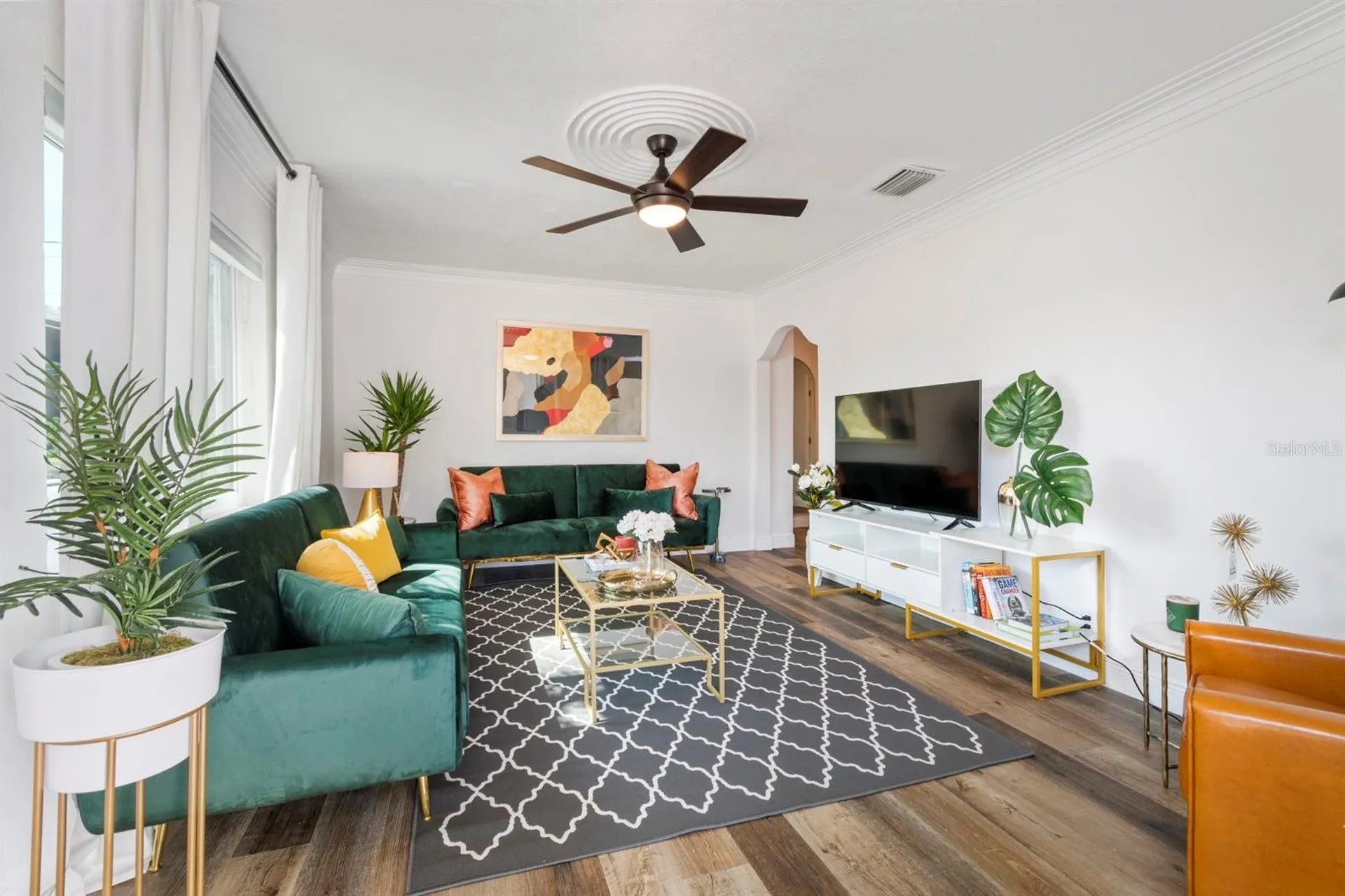 2402 W Cypress Street Tampa FL 33609