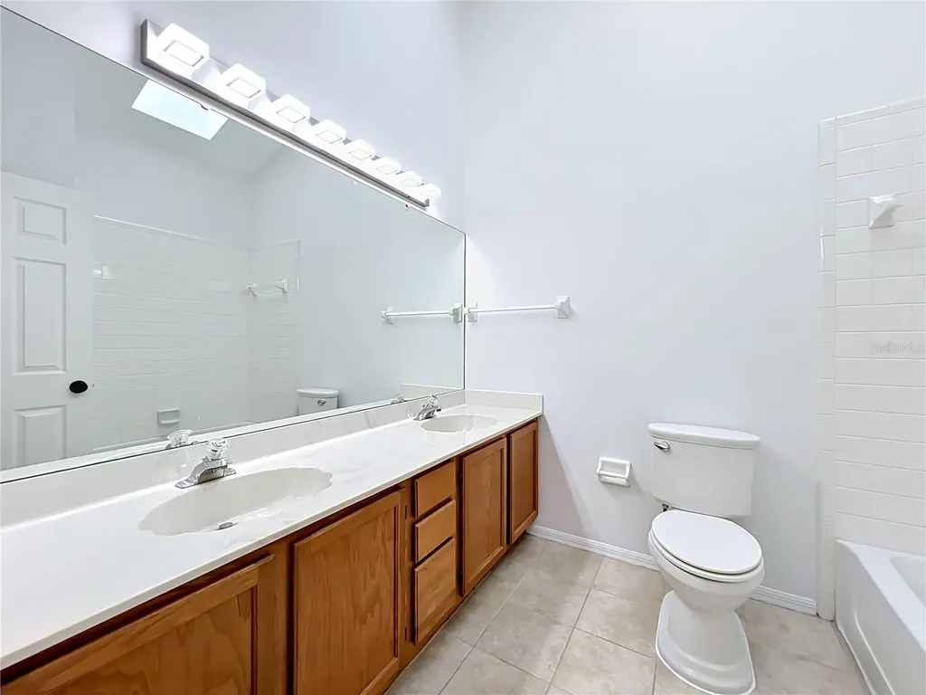 2768 Donaldson Drive Orlando FL 32812