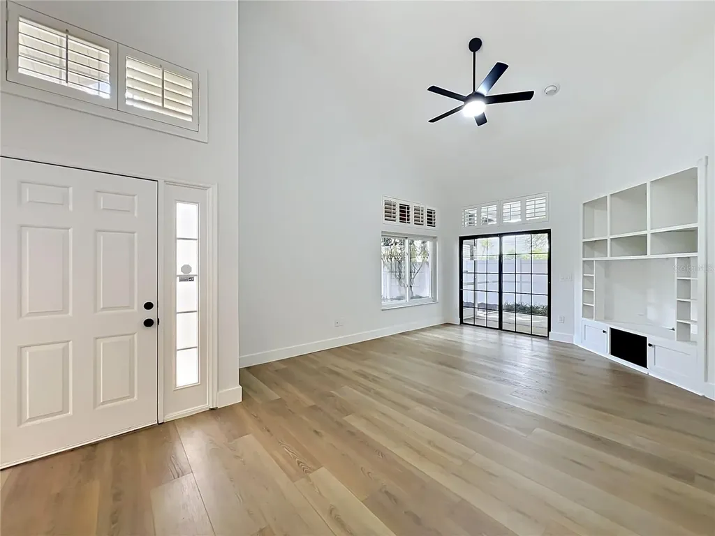 2768 Donaldson Drive Orlando FL 32812