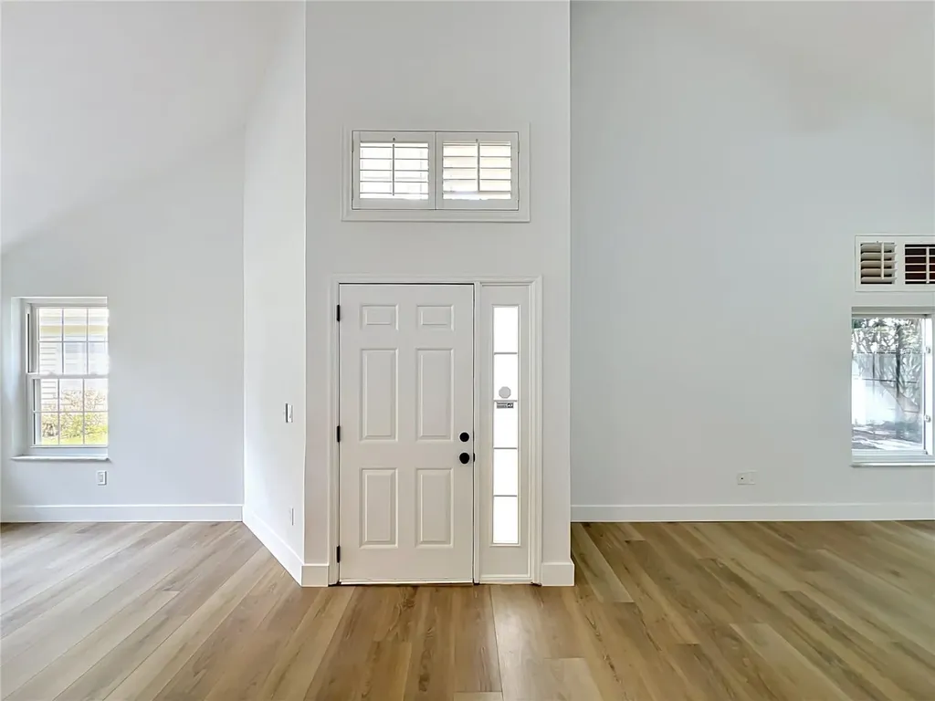 2768 Donaldson Drive Orlando FL 32812