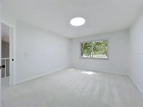 2768 Donaldson Drive Orlando FL 32812