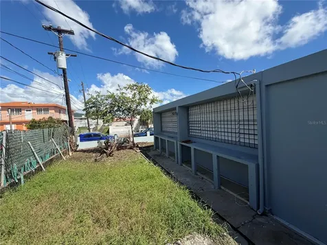 Calle Montreal Caguas Norte Caguas PR 00725