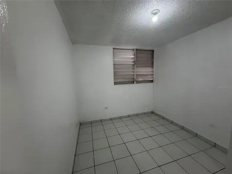 Calle Montreal Caguas Norte Caguas PR 00725