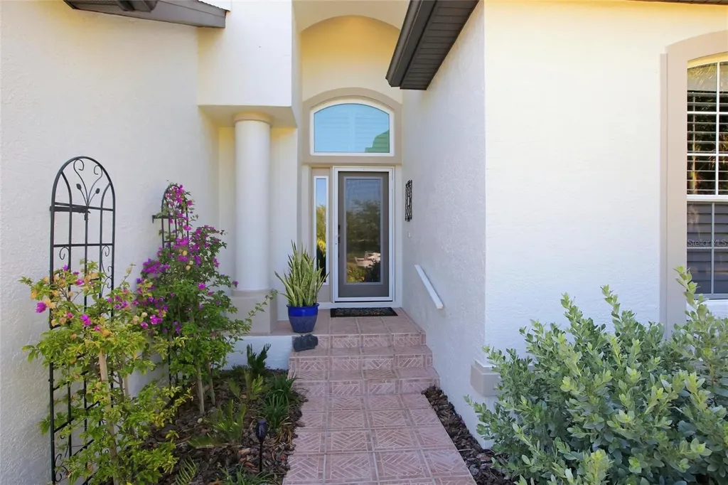 11367 Perico Isle Circle Bradenton FL 34209