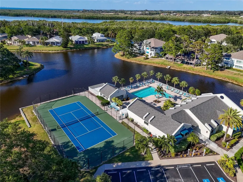11367 Perico Isle Circle Bradenton FL 34209