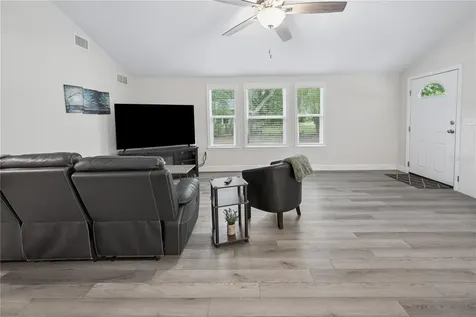 16619 NW State Road 45 High Springs FL 32643