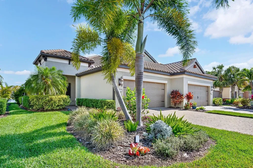 4417 Amalfi Avenue Sarasota FL 34243