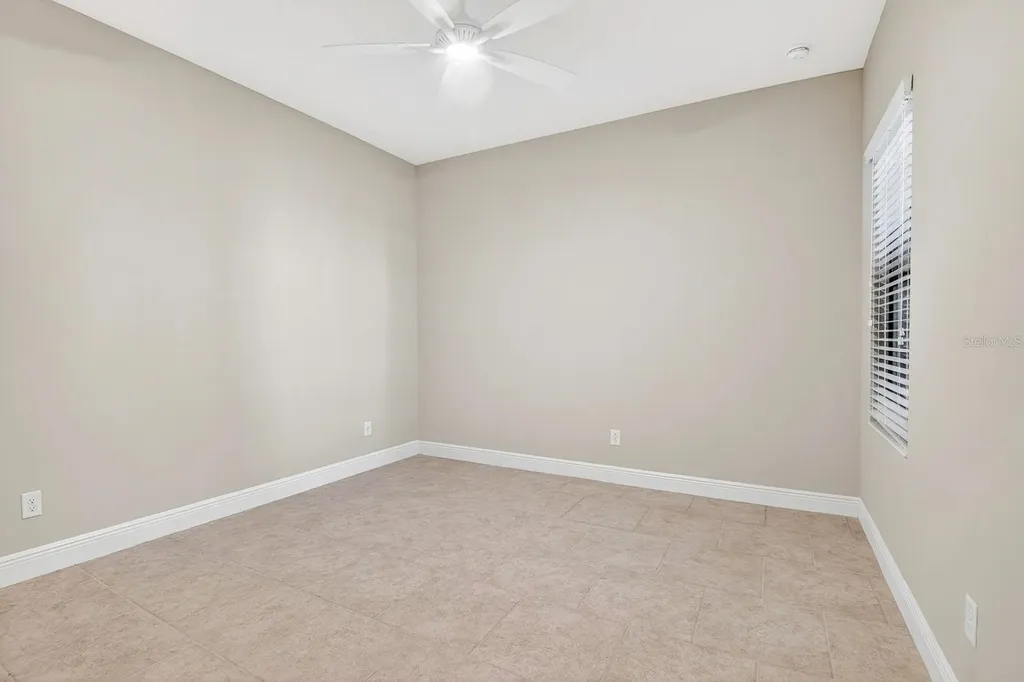 4417 Amalfi Avenue Sarasota FL 34243