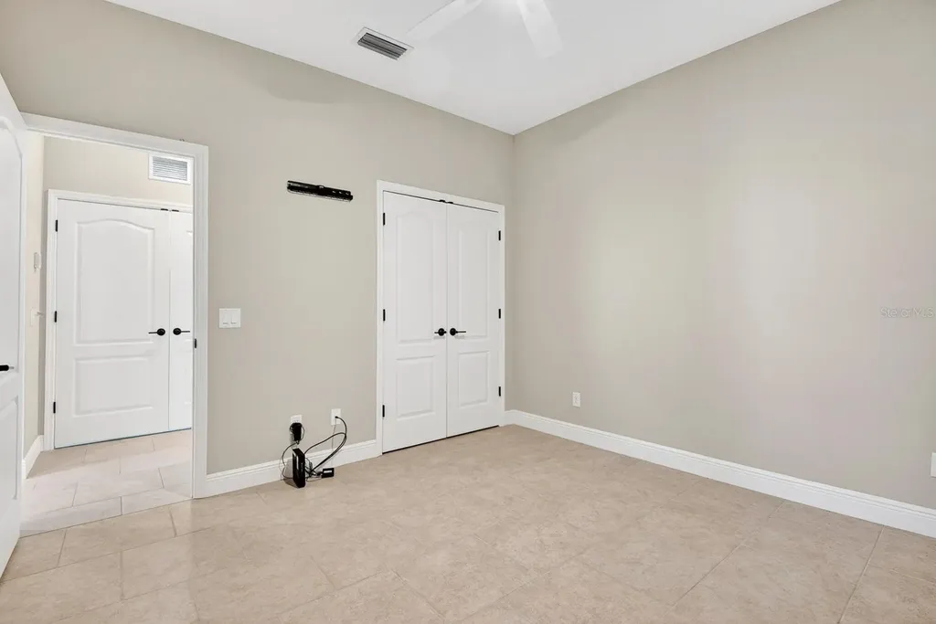 4417 Amalfi Avenue Sarasota FL 34243