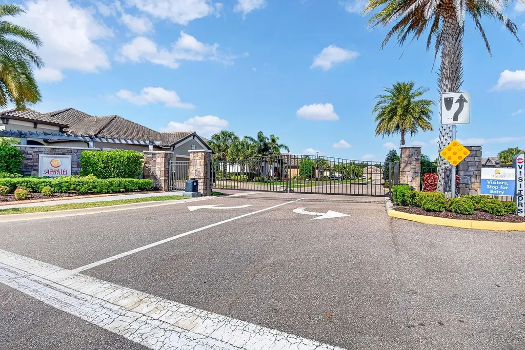 4417 Amalfi Avenue Sarasota FL 34243
