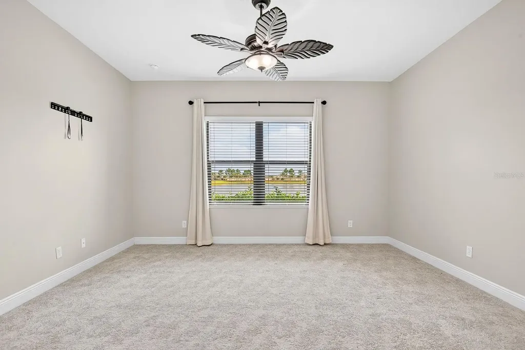 4417 Amalfi Avenue Sarasota FL 34243