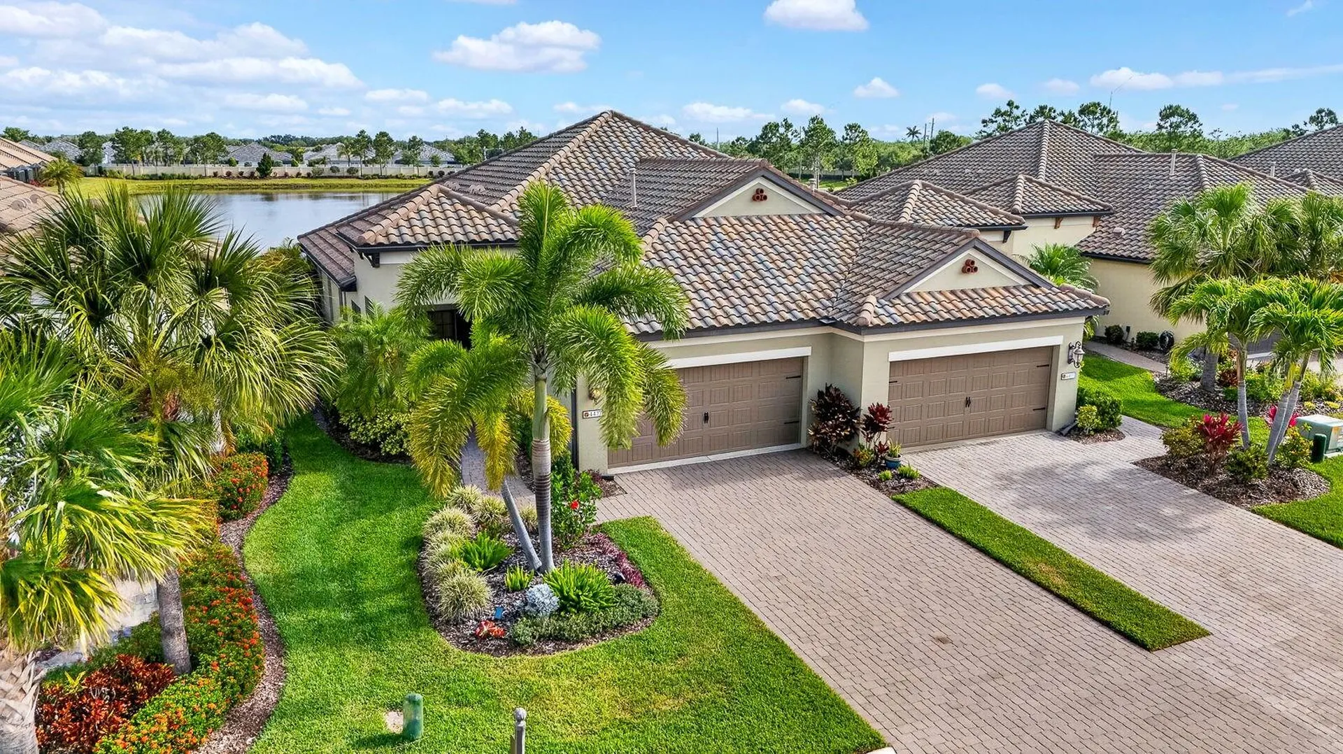 4417 Amalfi Avenue Sarasota FL 34243