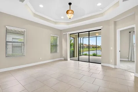4417 Amalfi Avenue Sarasota FL 34243