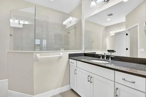 4417 Amalfi Avenue Sarasota FL 34243
