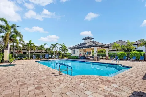 4417 Amalfi Avenue Sarasota FL 34243