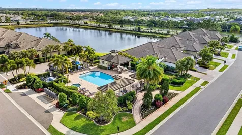 4417 Amalfi Avenue Sarasota FL 34243