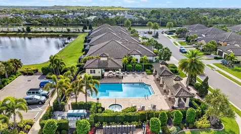 4417 Amalfi Avenue Sarasota FL 34243