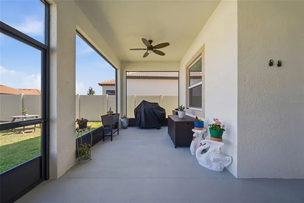 17301 Scuba Crest Street Wimauma FL 33598