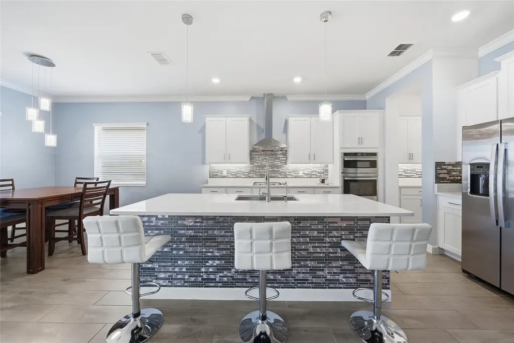 17301 Scuba Crest Street Wimauma FL 33598