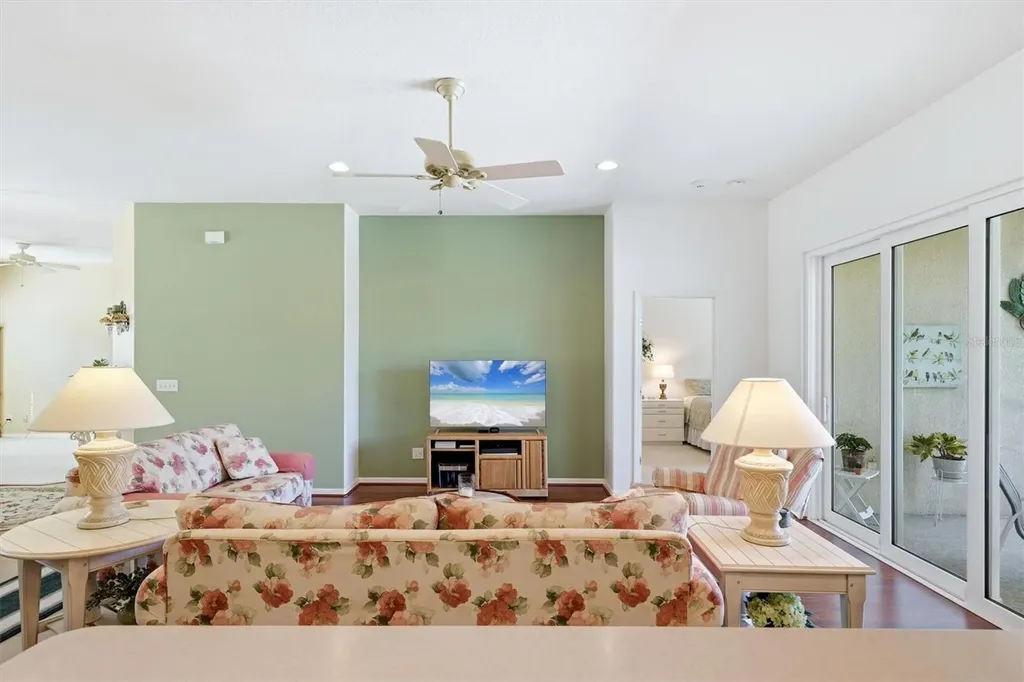 4227 61st Avenue E Bradenton FL 34203