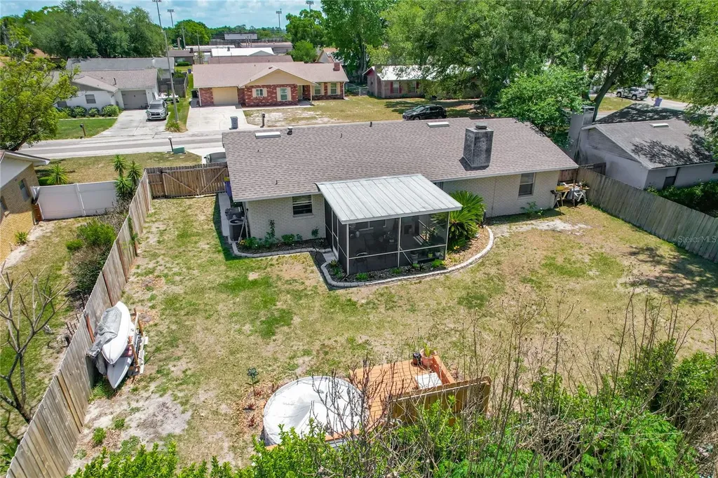 985 N 11th Street Eagle Lake FL 33839