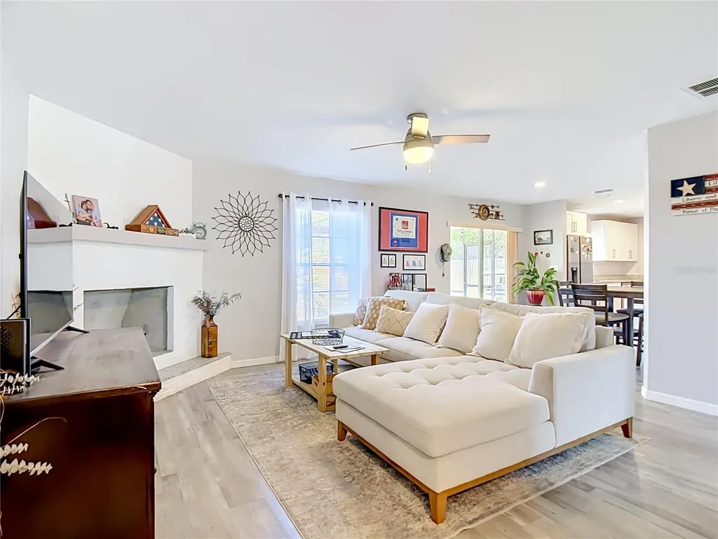 985 N 11th Street Eagle Lake FL 33839
