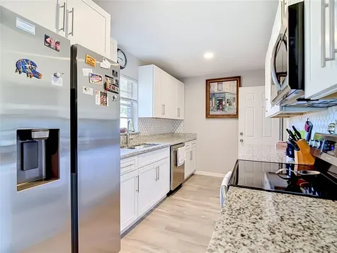985 N 11th Street Eagle Lake FL 33839