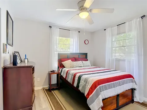 985 N 11th Street Eagle Lake FL 33839