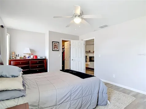 985 N 11th Street Eagle Lake FL 33839