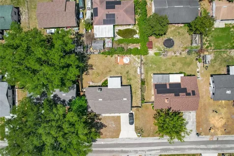 985 N 11th Street Eagle Lake FL 33839