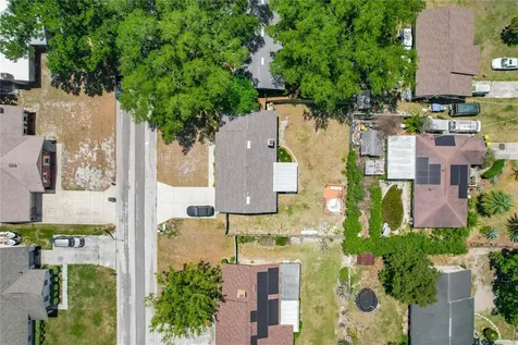 985 N 11th Street Eagle Lake FL 33839