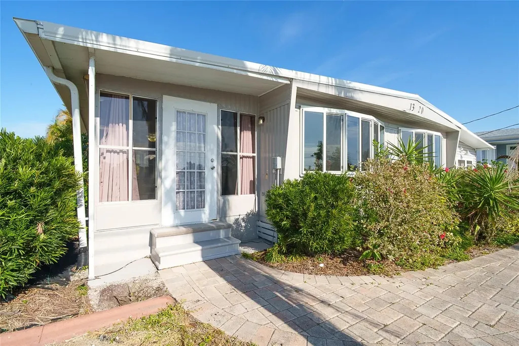1320 Seagull Drive Englewood FL 34224