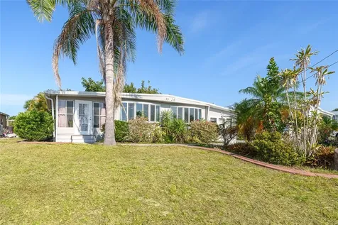 1320 Seagull Drive Englewood FL 34224