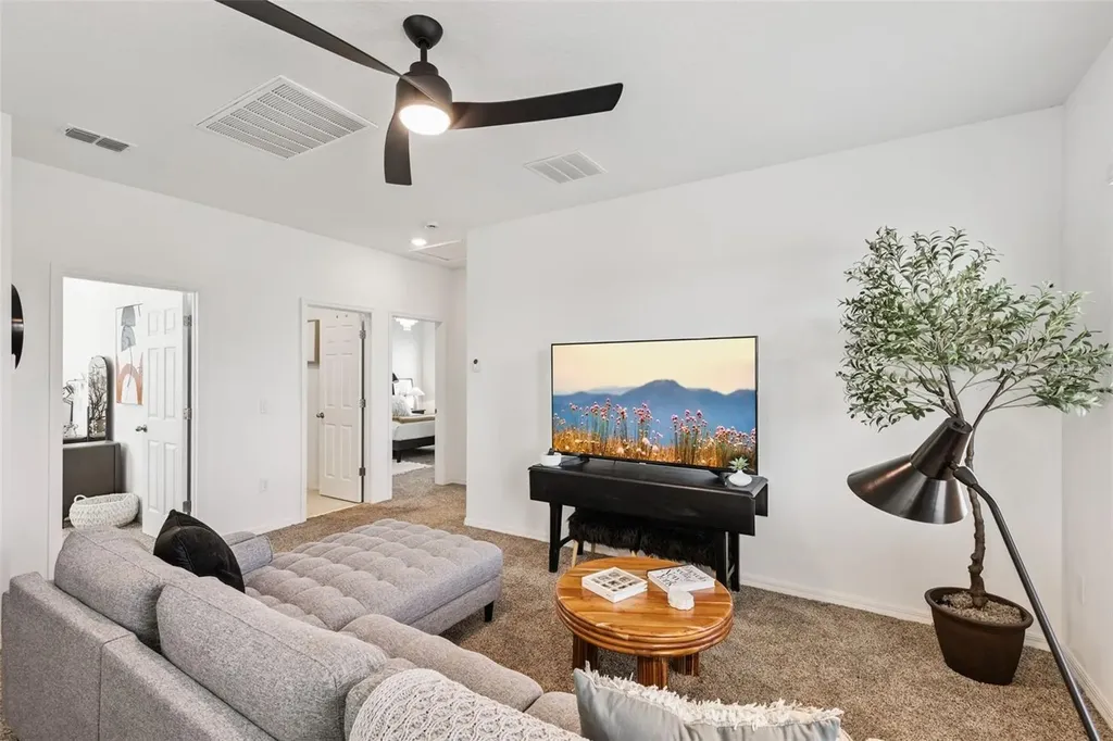 2353 Treasure Hill Street Clermont FL 34715