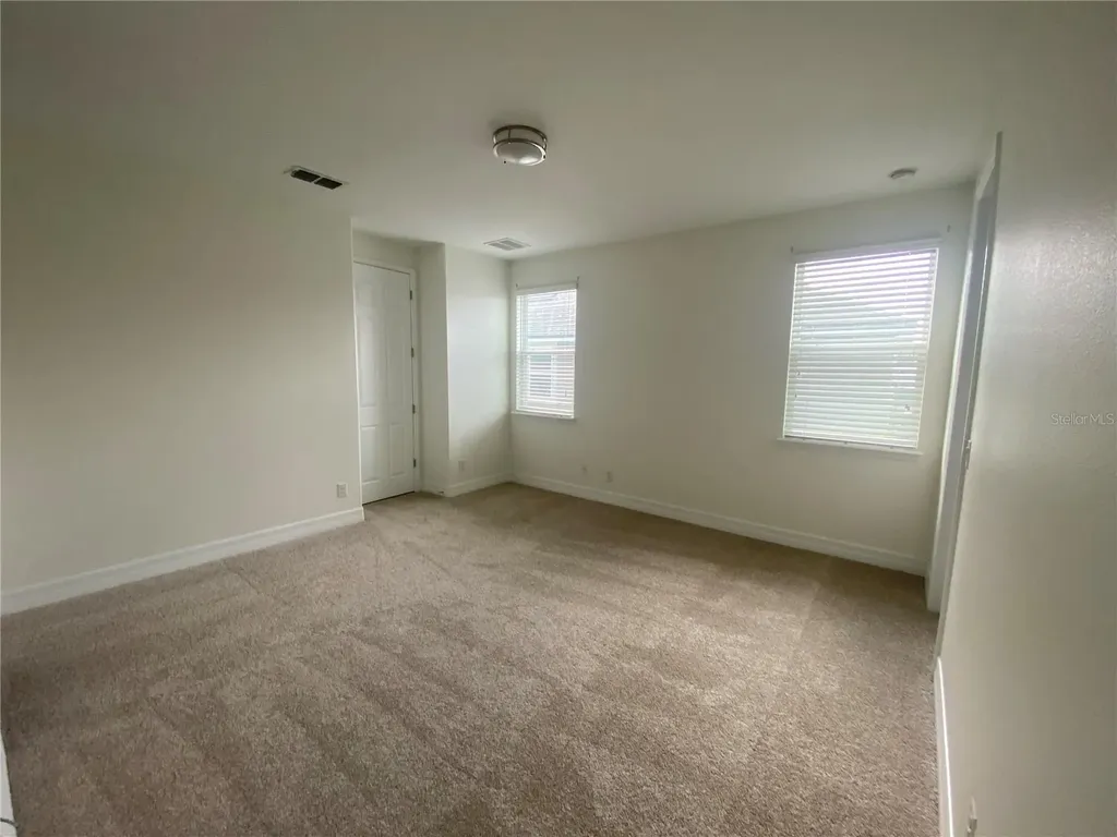 4787 Creekside Park Avenue Orlando FL 32811