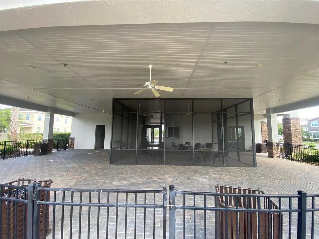 4787 Creekside Park Avenue Orlando FL 32811