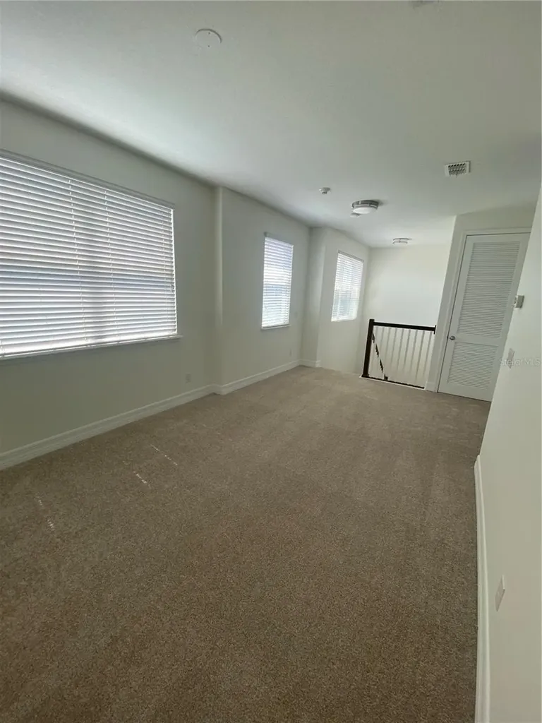 4787 Creekside Park Avenue Orlando FL 32811