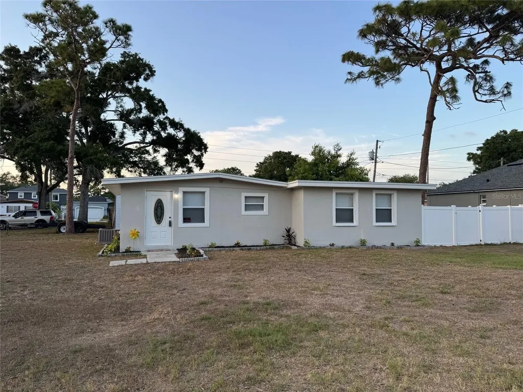 8151 61st Street N Pinellas Park FL 33781