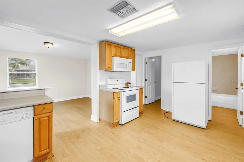 8151 61st Street N Pinellas Park FL 33781