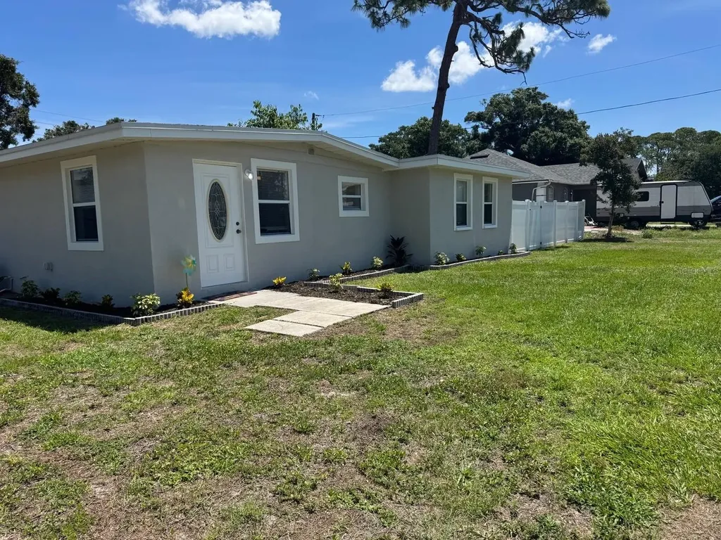 8151 61st Street N Pinellas Park FL 33781