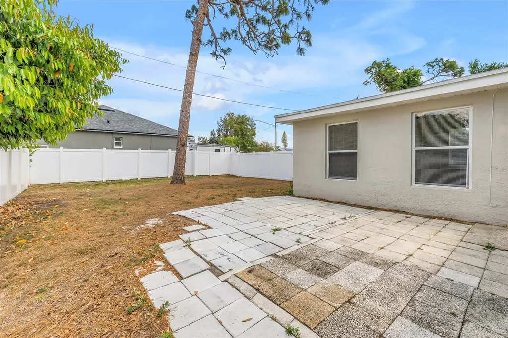 8151 61st Street N Pinellas Park FL 33781